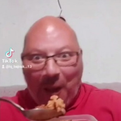 Fiatal megrontó Gyula kollekció