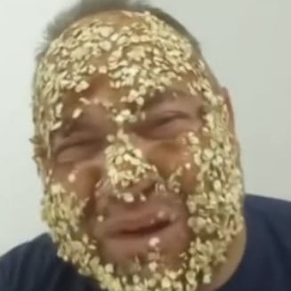 MC Müzli összemázolt képe