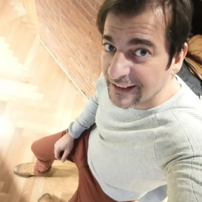 Bemindenezett Sab Kelemen amikor mèg jòzanabb életet èlt