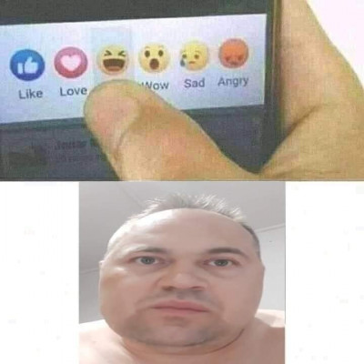 A fejem miközben vicces reakciót nyomok: