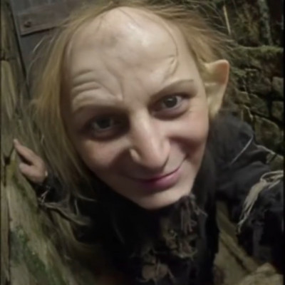 Kaffka HorrorTranyò ès Ősember Jenes mèmek (AI)