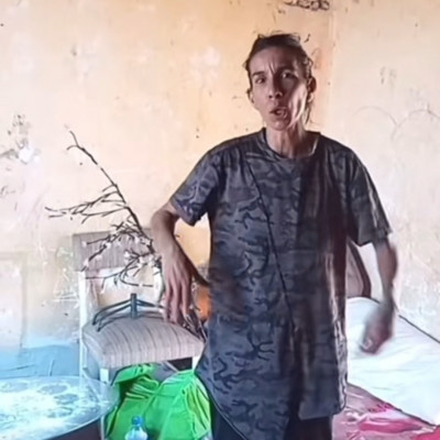 Az òpàlyi Horror Szörny Ella múmifikálòdott fizimiskàja