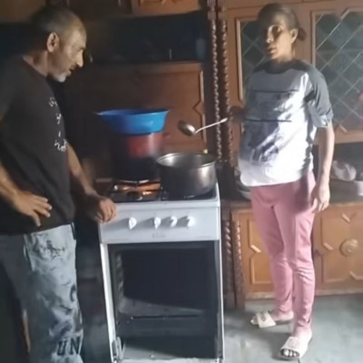 Az òpàlyi Szörnyszülött Nàjkèk - èletkèpek