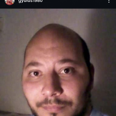 MegronTojás megosztott instagrammos képei - Még mindig kisfiúkról ábrándozik