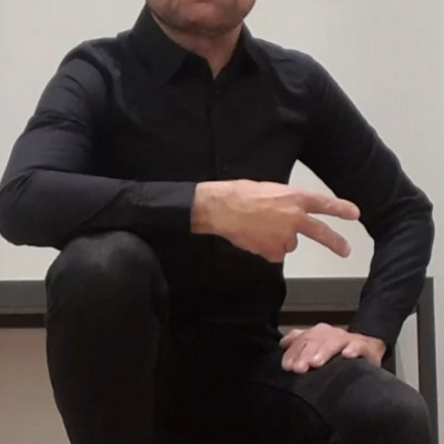 Incel kisKobold Sanyika az elegàns gnòm Törpe