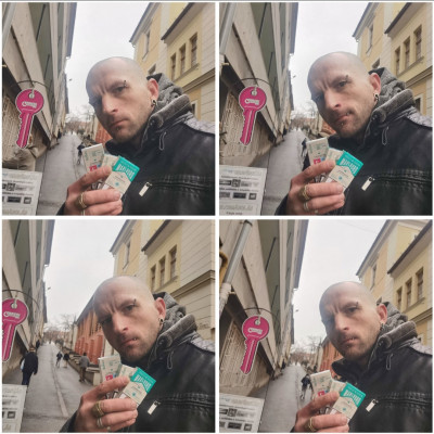 Fogatlan Tibikux Egerben akar csajokat kinyalni