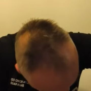 MC Frizura legújabb hajkölteménye
