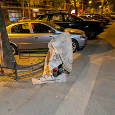 Szisza rotyogòjàt mèg a kutya is lehugyozza