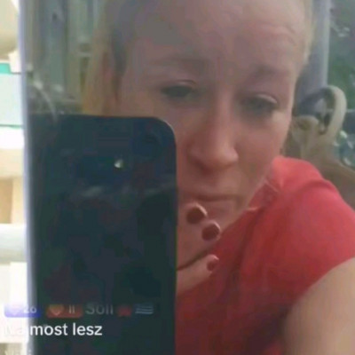 Kamus edytrampli igazi arca