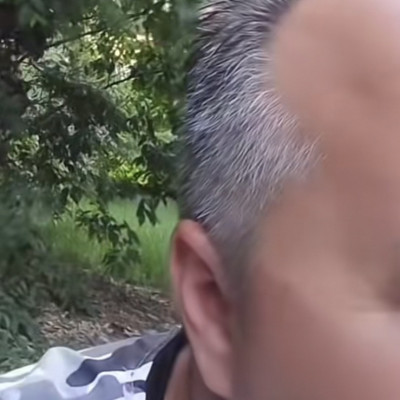 Sertéskènyi 3 èv menekülès alatt (őszült) öregedett 10-et