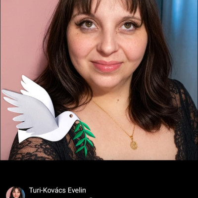 Kancsi Túri malac evuskàban növekszik a kis Tùri