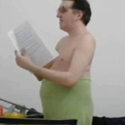 Meleg Sodi törölközőbe csomagolt bele