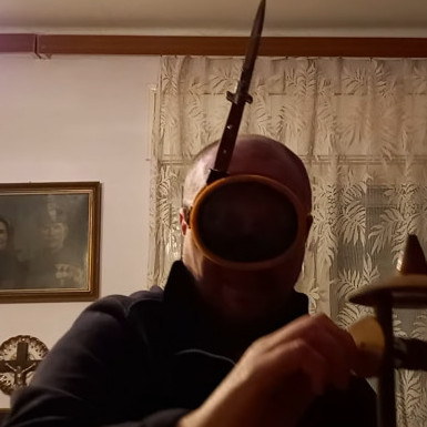 gothmoneykárolyboss's avatar