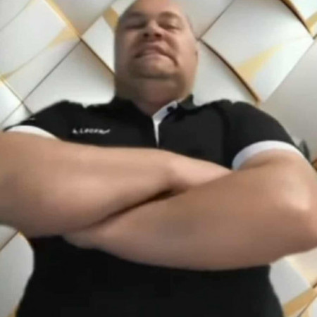 MILYEN NÉV's avatar