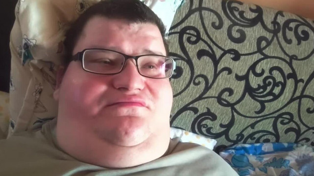 Molnár Krisztián - A hájkoca kómás komment reagáló videója