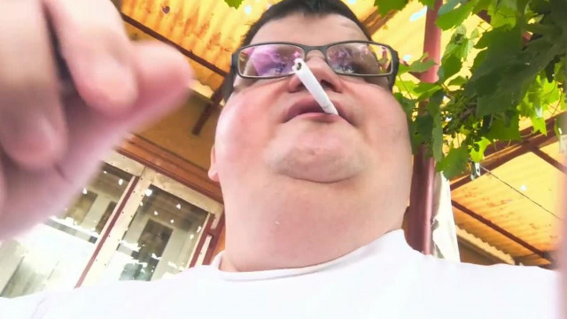 Kinti Vlog   Ma van a körtefejű hájgúnár szülinapja, küggyetek pééénzt!