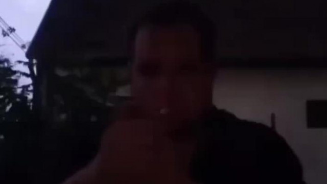 Bolond martinka nem mer kimenni, mert fél az úrtól