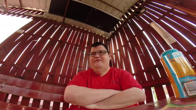 Molnár Krisztián - A Depressziós Óriásbébi megköszöni a Superchat támogatást