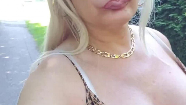Privát Szabolcs onlyfans - Az utcán a kerítésre dobja a koszos alsót ig. Reels 2024.07.05