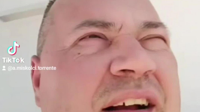 Mc Örökszűz közli hogy elzàrja magát a világtòl és ez a tàrsadalom nem érdekli