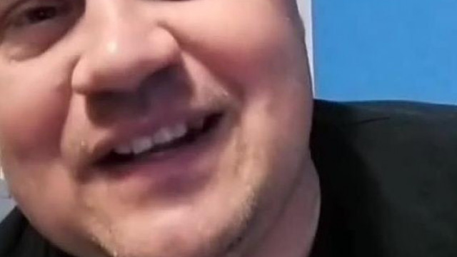 Mc Istit felkérdezik hogy impotens-e, erre előjön belőle a szarfétises gyűlölködés