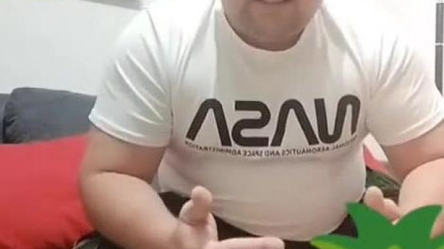 Mc Isti licitre bocsájtja azokat a ruhákat amiket a Balàzs Kicks interjú alatt hordott