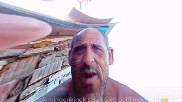Kódus Nájk zsót prezentálni akart, de az effektekkel félre csúsztak a dógok