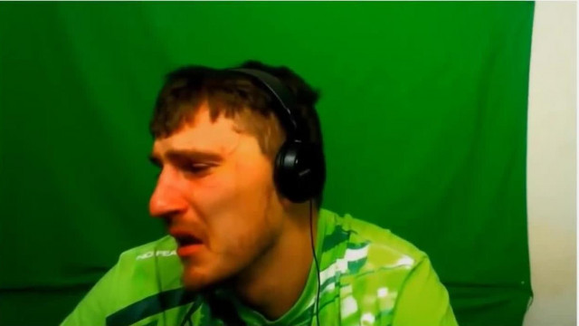 Turbo Titán őszinte vallomása és sírás