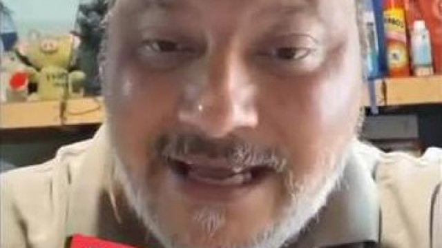 Pedofil vadász tojás coming out-ja