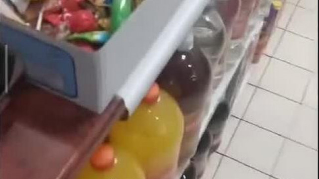 Újszászi boltos csaj a pedo Sodiról mesél Fullfing Géjzának