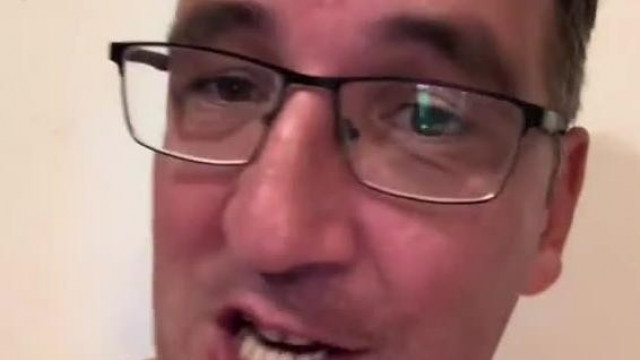 Éjjeli SoDI vlog: Laura azzal vádolja Sodit hogy meztelen kèpeket akar közzé tenni ròla