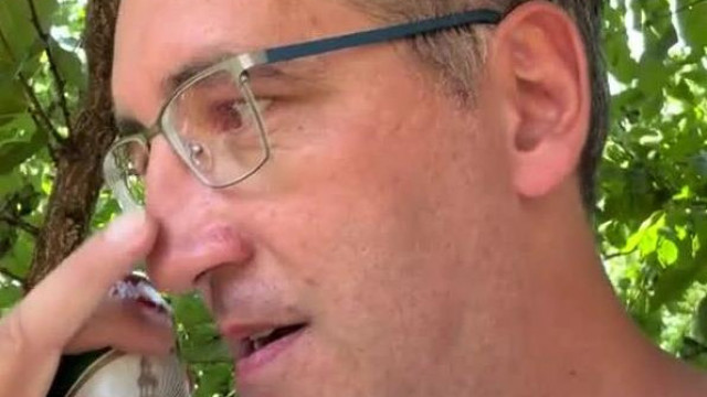 Sodi megmutatja az új szemüvegét (2024 Augusztus 29.)