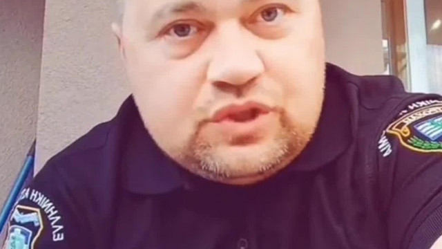 Ananász boxolni hívja Dancsòt de màst küldene be a ringbe maga helyett