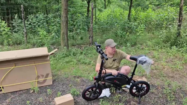 outdoor alex legkomolyabb bickli bemutatója
