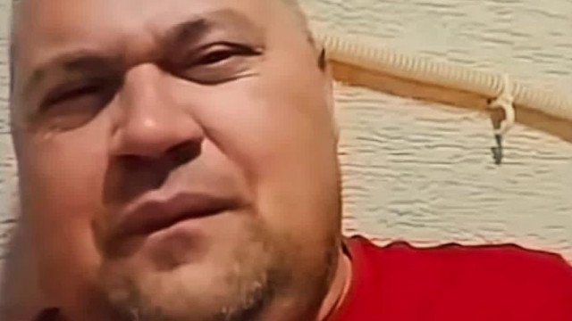 Mc Zsírfej már megint Testépítőnek és Orvosnak hiszi magàt ès a latin nyelvet is beszéli