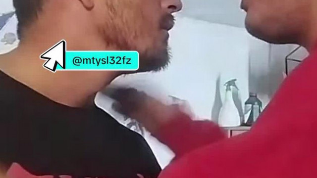 Turbotitán és Zsombi végre ki mutatták érzelmeiket! - ,,Adsz egy puszit?"