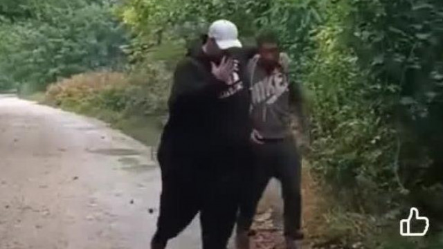 Rácz Gayza humorérzéke ismét létrehozott egy fos videót