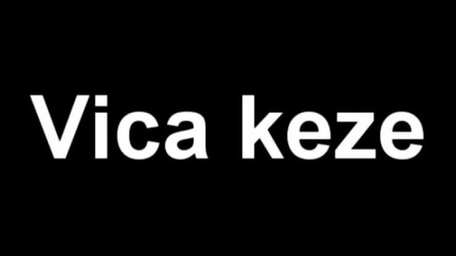 MangaVica rohadt kurva kezét becsípte a kávéfőző, Herbert zenét csinál belőle