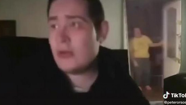 Jutka benyit VKÁ Vlog-hoz (Paródia)
