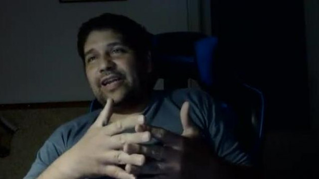 Dark hiéna kínos, mentegetőzős live-ja Babaréknak, amiért beszélt Full Finggal
