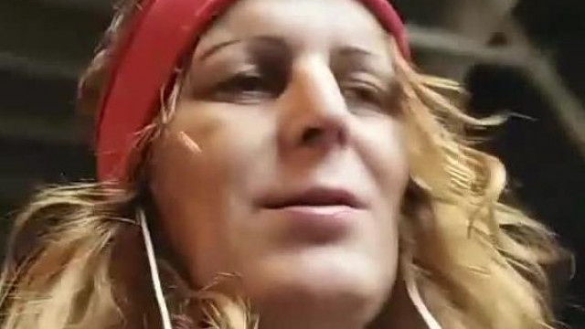 Balta arcú, okádék Kaffkát nem èrdeklik a fenyegetések mert úgy sem él sokàig szerinte