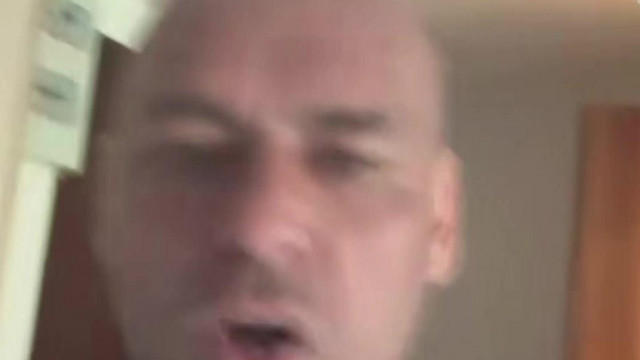 Sztív Kamugép mindenkit feljelent, aki mirrorozza a livejait +szerinte a livejai személyes adatok
