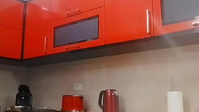 MC Skizo Szarfétis Pityuka magához és a képzeletbeli barátaihoz beszél a live legelején