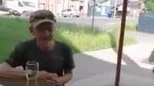 Random proli, Harkály Csaba Joli nénije
