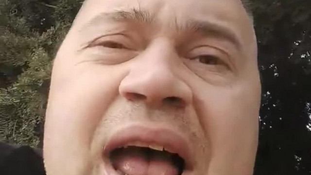 MC Gyogyós - Benyel te a kártyám at az ATM , mint Pólós ka a spérmá mat . Ter vek Szilveszter re !