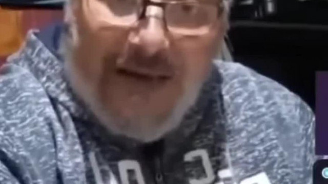 Megrontó Tojás béranyát keres hogy szaporadni tudjon