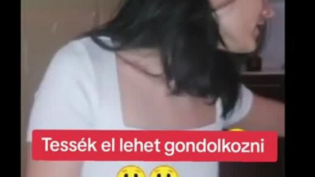 Kisgyermek bántalmazása élő adásban a tiktok függő, figyelemhiányos, szutyok "anyuka", Nyíri Diána által