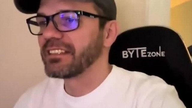 Herbert a patreon bevételével flexel (csak nehogy megtudja a NAV)
