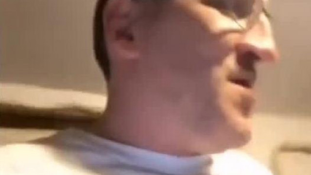 Autista Pedofil Sodit megint megtámadja Golda mama