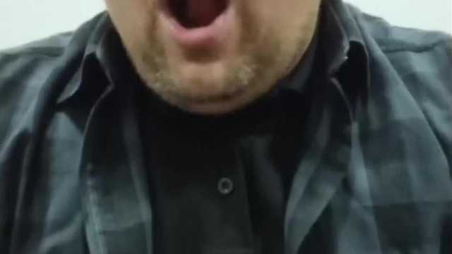 MC kiscsoportos állathangokat utánoz